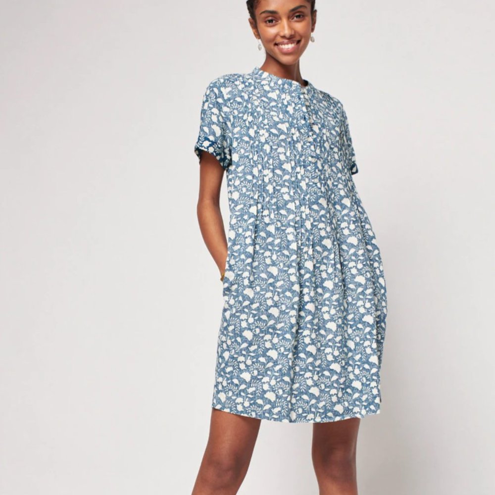 Gemina Dress Indigo Floral - size L - BRAND NEW WITH TAGS